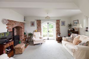 Sitting Room- click for photo gallery